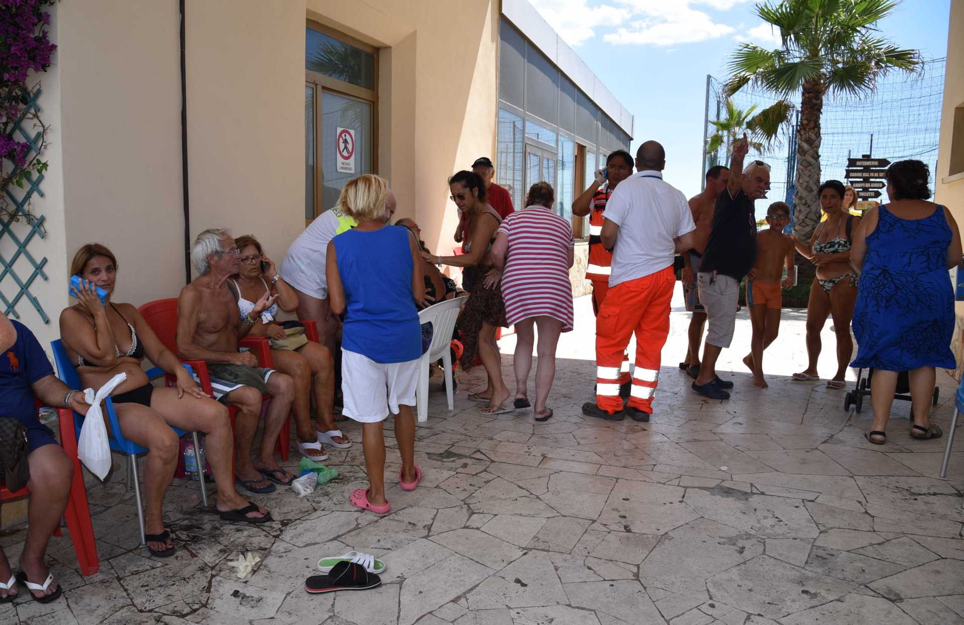 Tromba d''aria a Ostia allo stabilimento Zenit